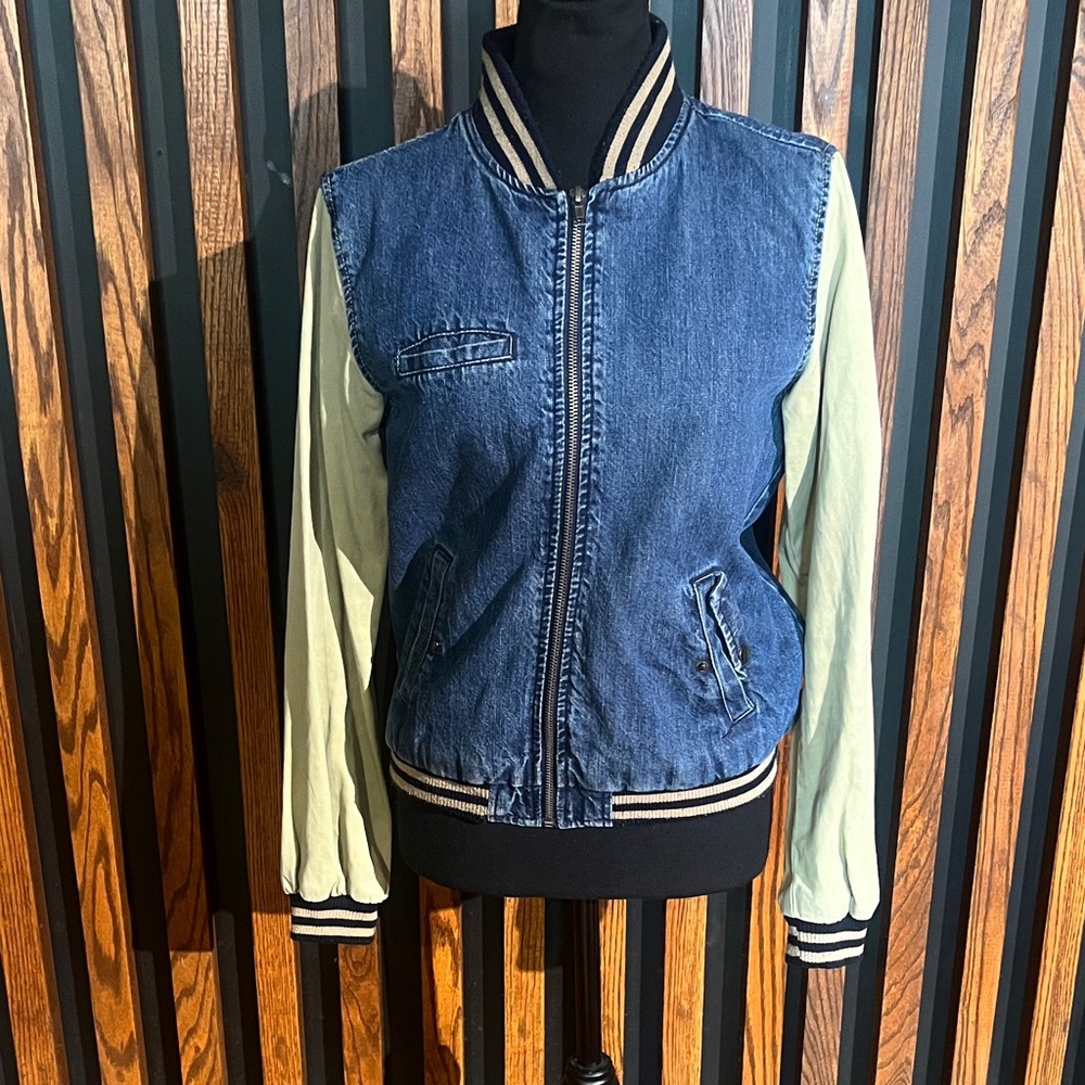 Forever 21 Navy and Cream Denim Jacket‎